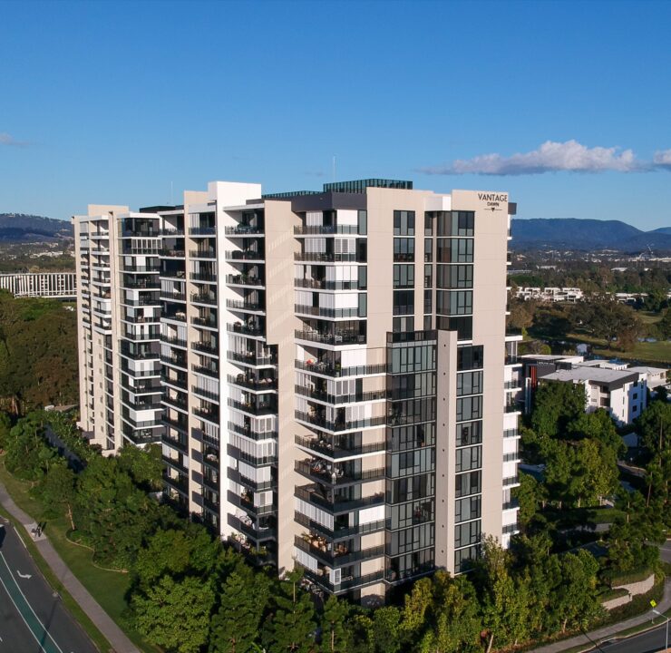 Vantage Dawn, Benowa