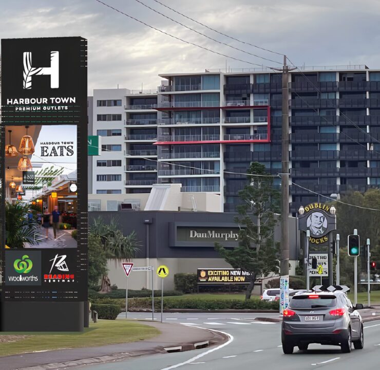 Pylon & Digital Signage - Harbour Town Premium Outlets