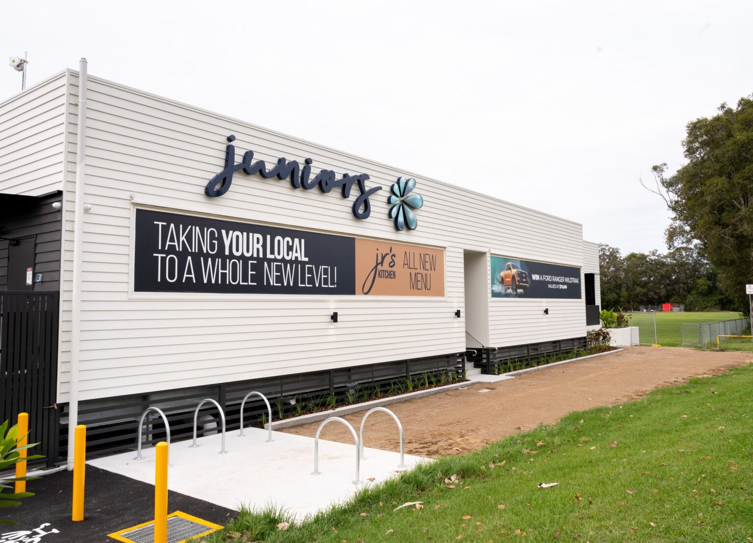 Twin Towns Services Club - Juniors