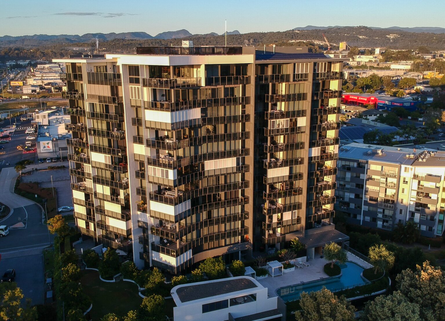 Vantage Burleigh, Burleigh Heads